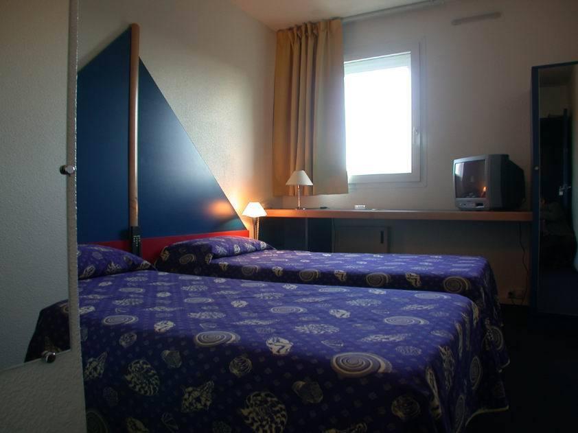 Hotel Stars Arcueil Aulnay-sous-Bois Zimmer foto